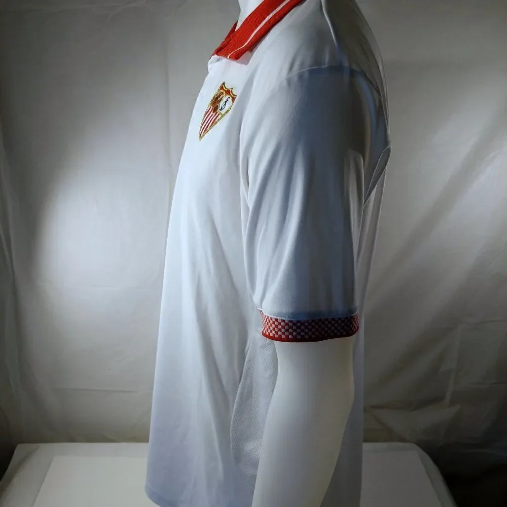 Umbro 2005 sevilla fc jersey sz. XL‎